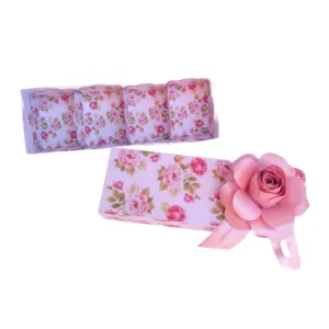 Caixa De Doces Floral Com Mini Rosa